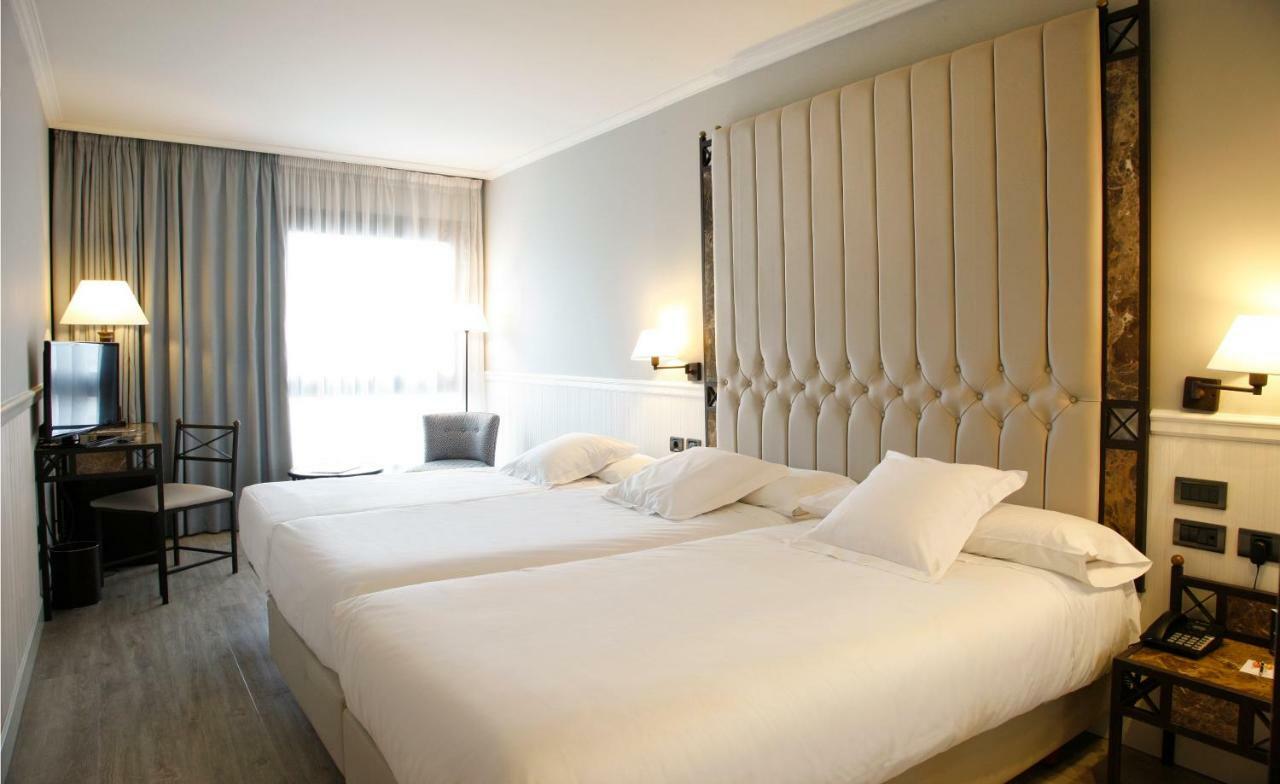 Hotel Gran Via Logrono Ngoại thất bức ảnh